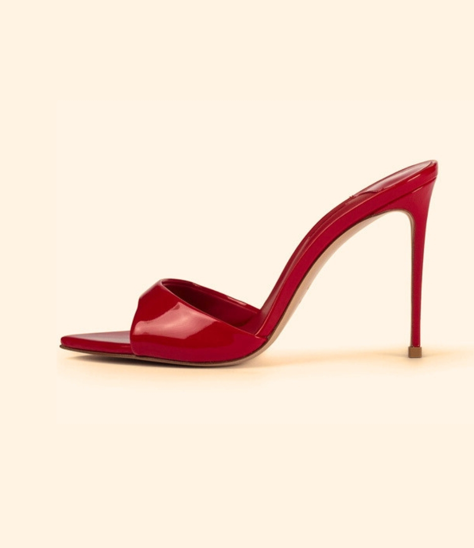 The Allure of Minimalism | Le Silla official outlet