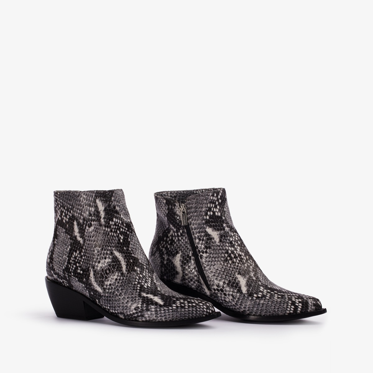 CHRISTINE COWBOY ANKLE BOOT 70 mm - Le Silla official outlet